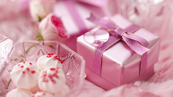 beautiful-gifts-gently-wallpaper-preview